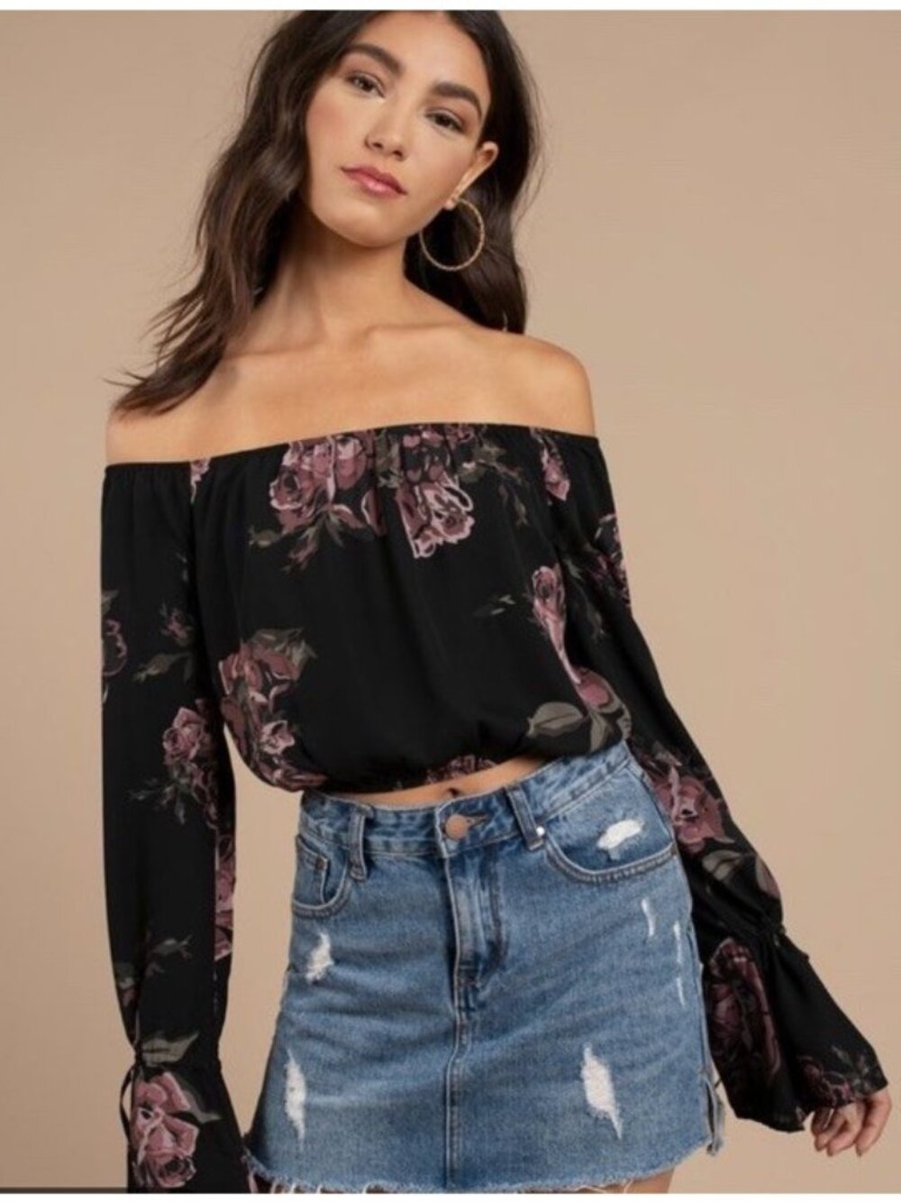 Tobi Top Womens M Off the Shoulder Bell Sleeve Black Floral Boho Romantic Whimsy